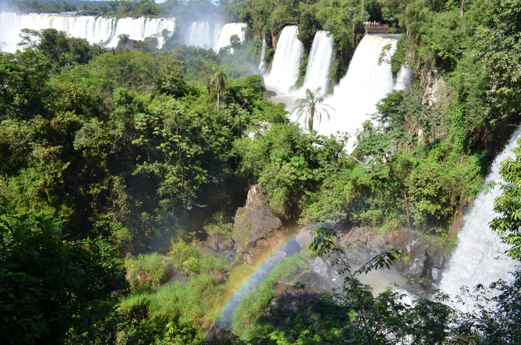 iguassu falls argentina side